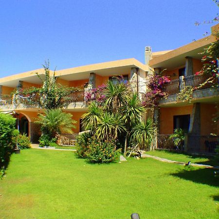 فيلاّسيمِيوس Palm Village المظهر الخارجي الصورة