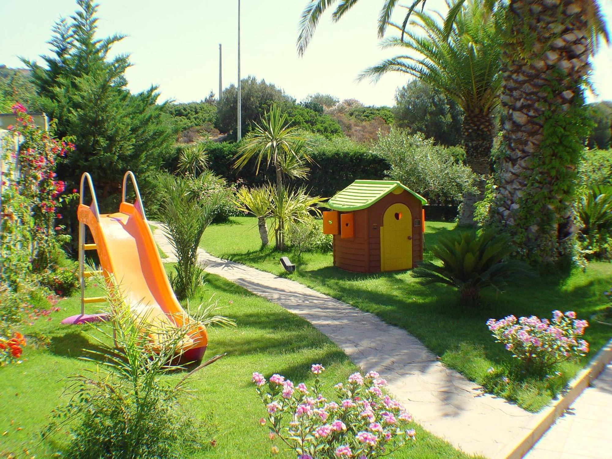 فيلاّسيمِيوس Palm Village المظهر الخارجي الصورة